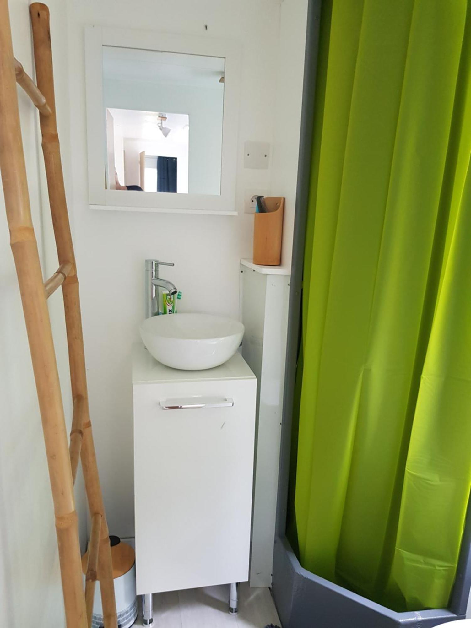 Gard Mobilhome Saint-Ambroix Exterior photo